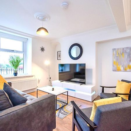 Casa One Hundred - A Beautiful 4 Bed House On The Beach Front Swansea Luaran gambar