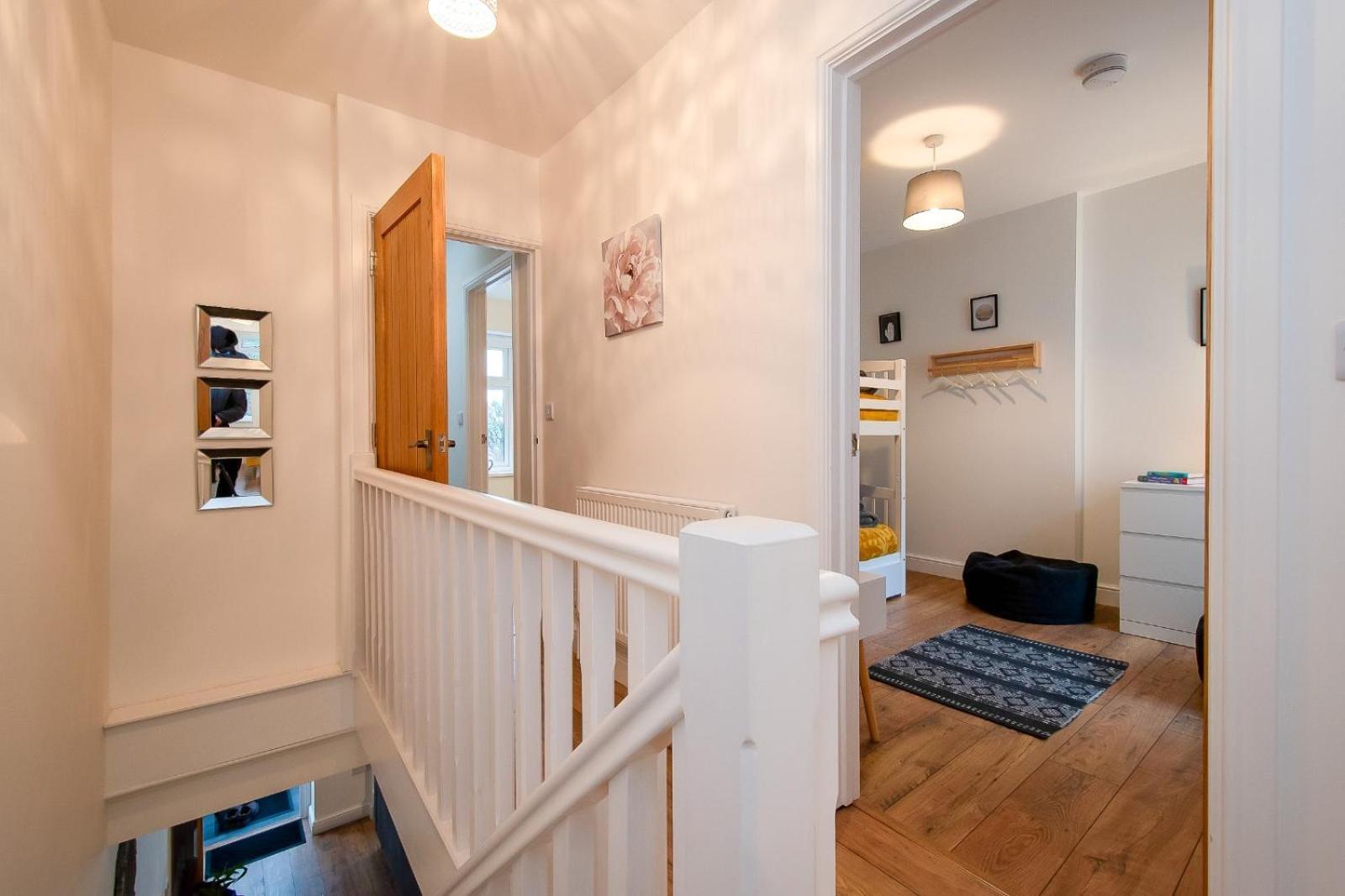 Casa One Hundred - A Beautiful 4 Bed House On The Beach Front Swansea Luaran gambar