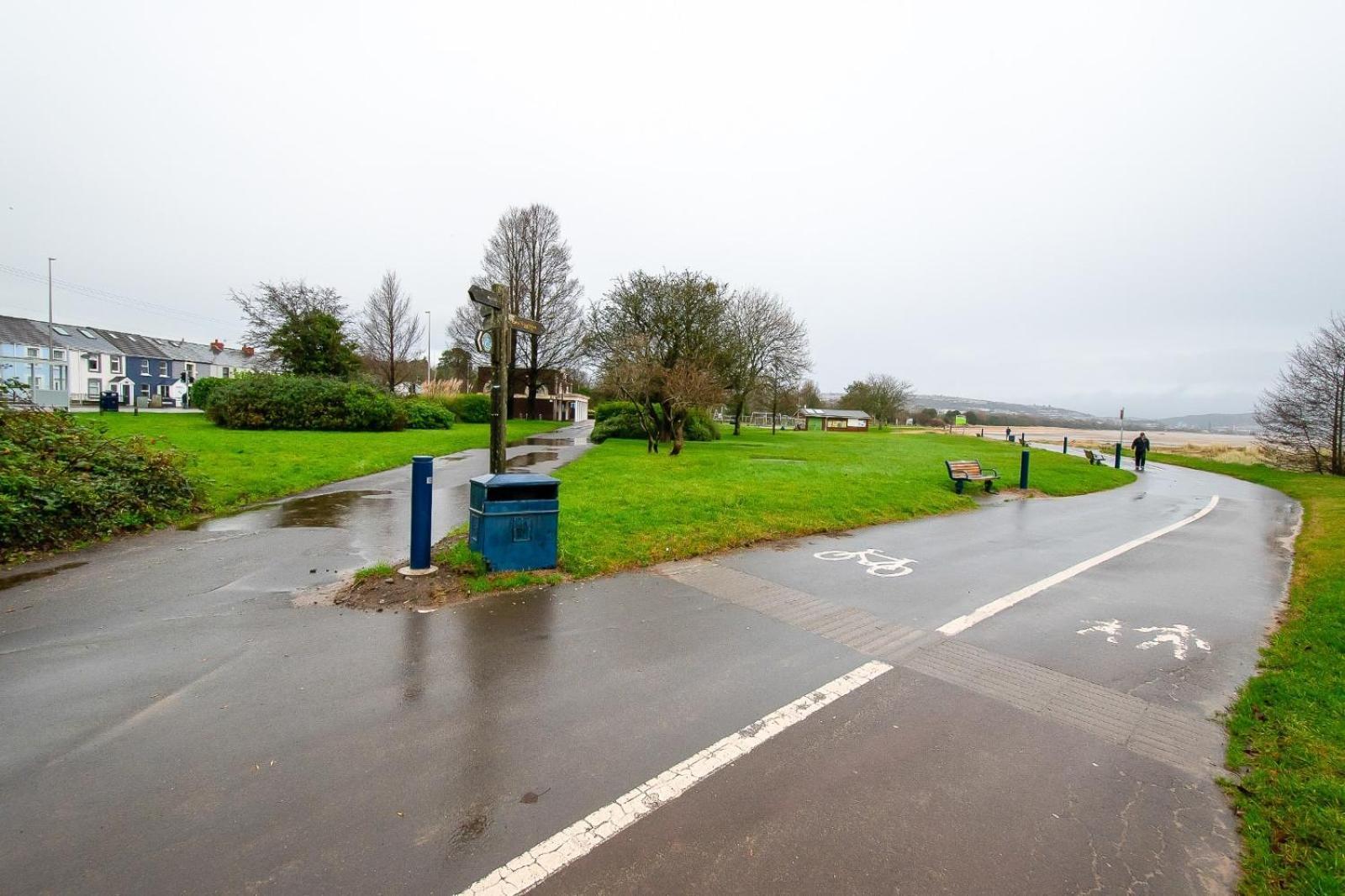 Casa One Hundred - A Beautiful 4 Bed House On The Beach Front Swansea Luaran gambar