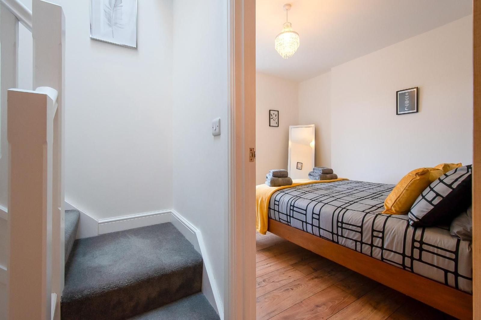 Casa One Hundred - A Beautiful 4 Bed House On The Beach Front Swansea Luaran gambar