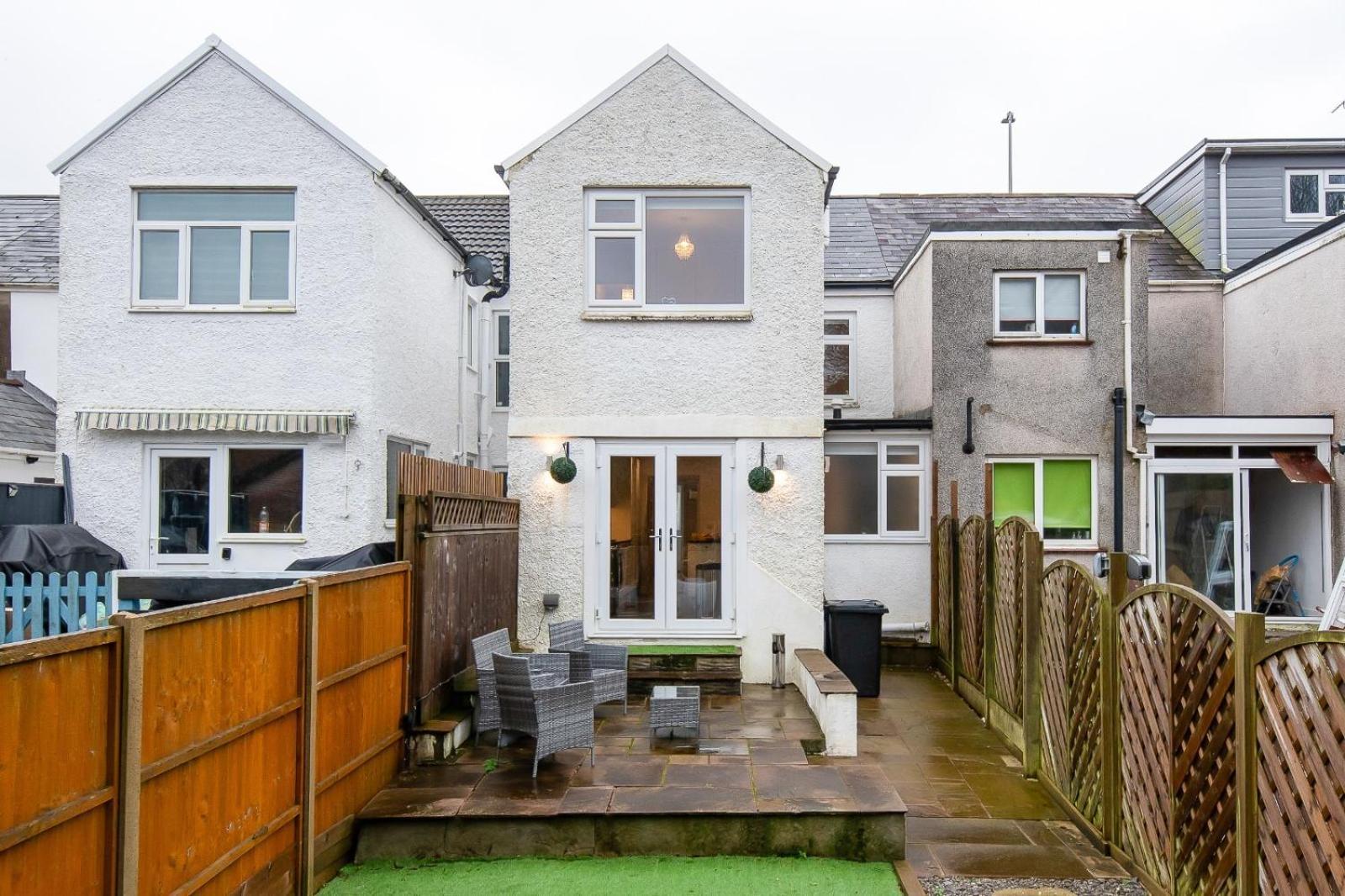 Casa One Hundred - A Beautiful 4 Bed House On The Beach Front Swansea Luaran gambar